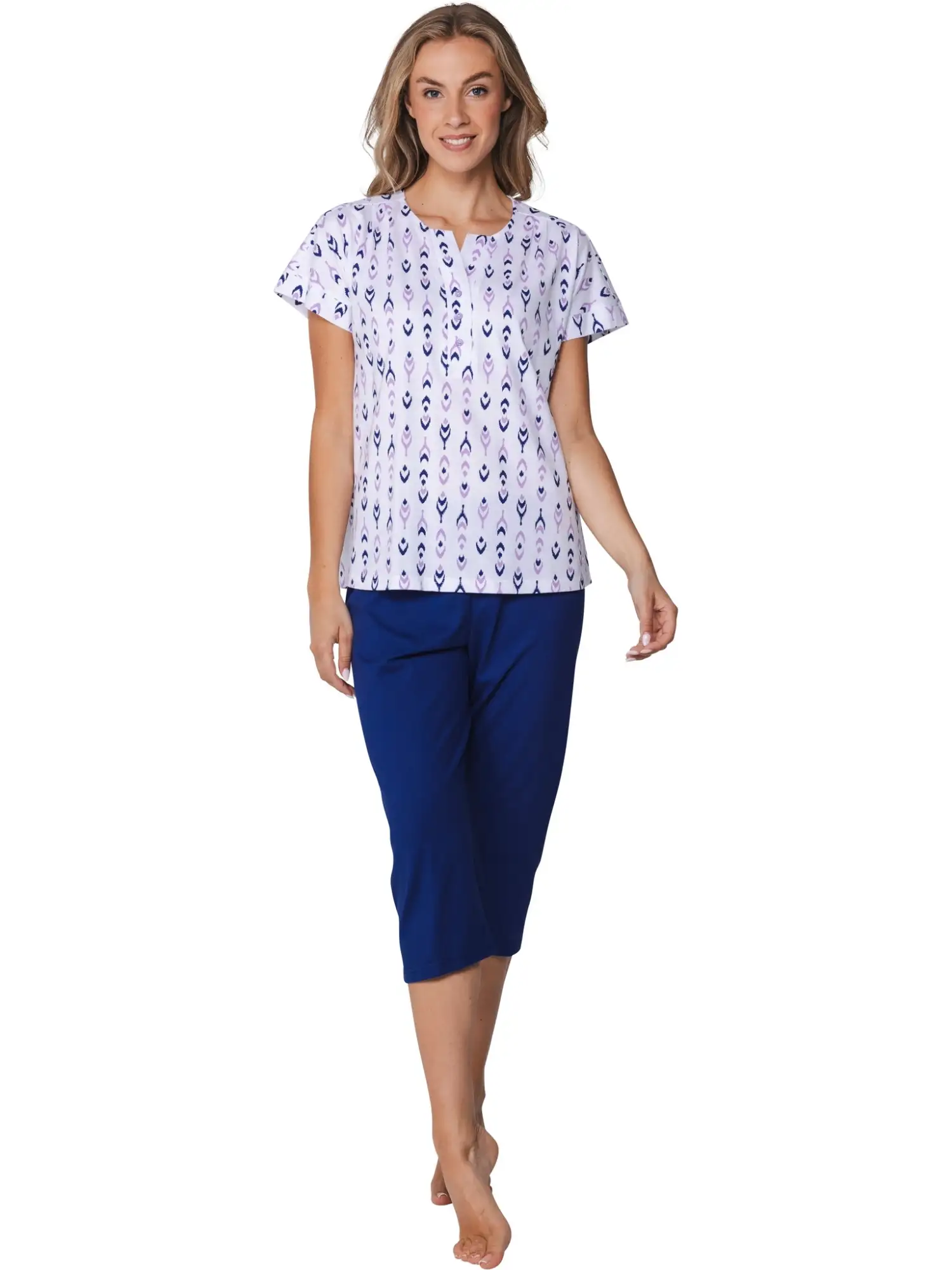 ter_mull_ondermode_121261-144-1_520_pastunette_km_pyjama_capri_blauw_sfeer.webp