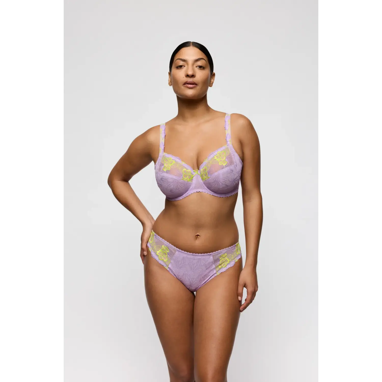 ter_mull_ondermode_0563600-wia_primadonna-lingerie-rio_briefs-ixia-_sfeer_big_image.webp