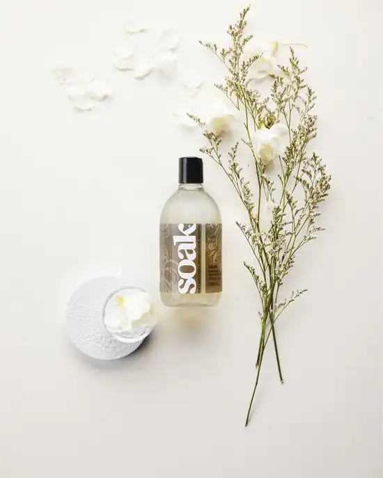 ter_mull_ondermode_soak_flesje_375ml_-lacey_sfeer.jpg